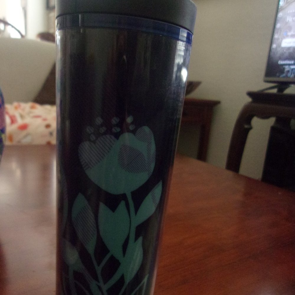 Starbucks Blue Poppy Flowers Acrylic Cold Cup Tumbler 16 fl oz Used
